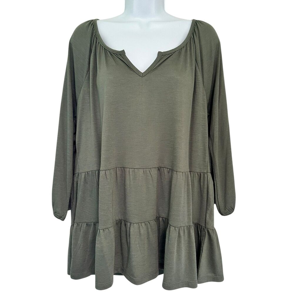 Absolutely Famous Francesca's Sage Green Ruffle Top Size XL NWT